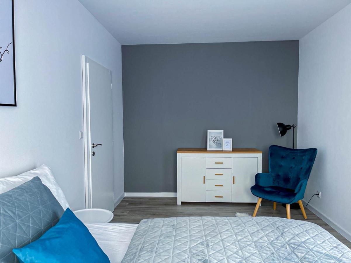 Lawis Apartments ポプラト エクステリア 写真