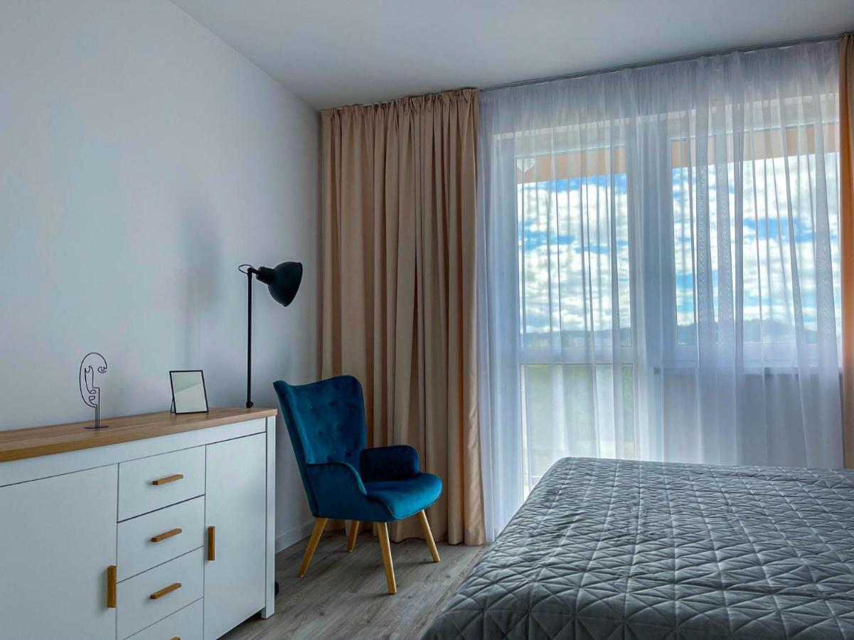 Lawis Apartments ポプラト エクステリア 写真